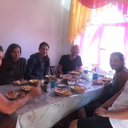 Guesthouse Bermet Tong Dış mekan fotoğraf