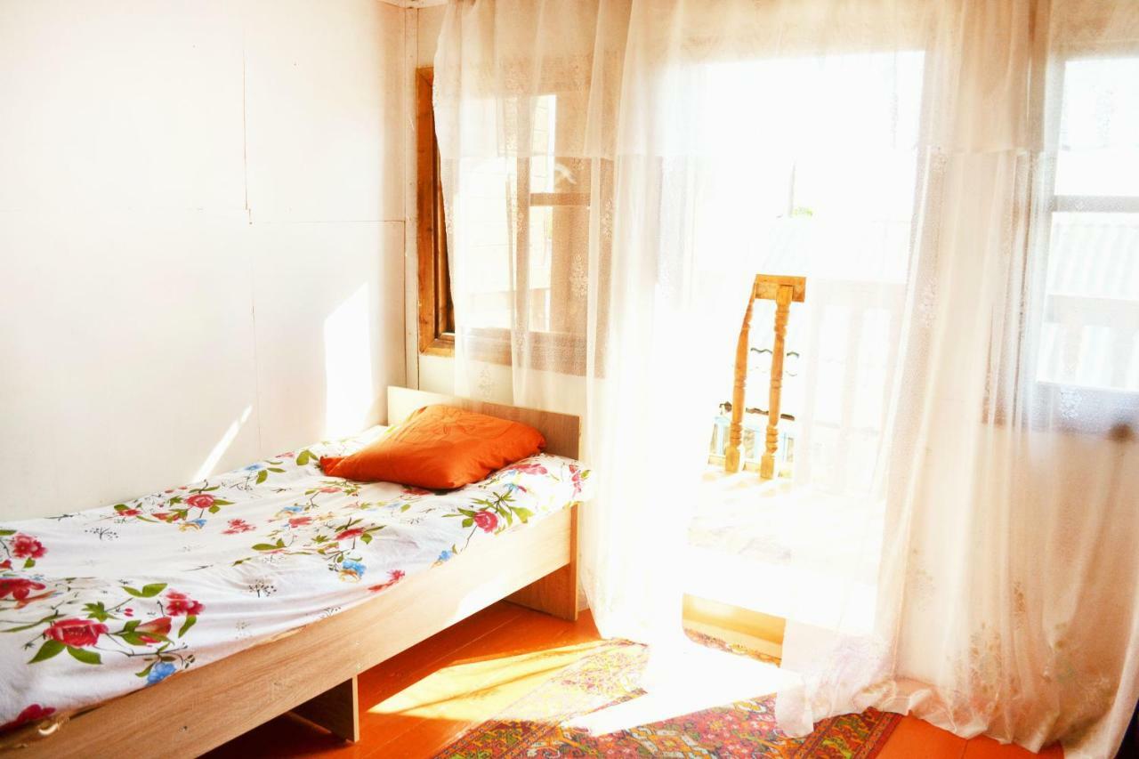 Guesthouse Bermet Tong Dış mekan fotoğraf